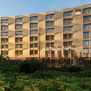 - The Niu, Crusoe Airport By Ihg Hotel